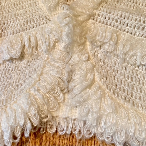 Wish comfy Looped Trim Short sweater - Picture 7 of 8